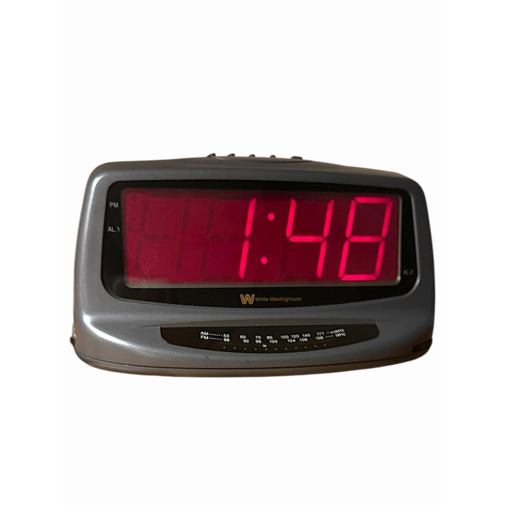 White-Westinghouse Digital Alarm Clock Radio Dual Power WCR-11108‎ Vintage